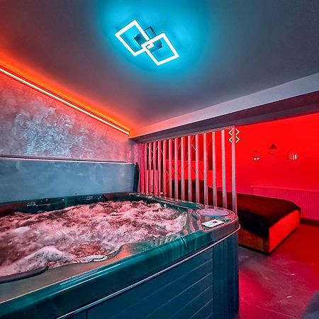 Luxor - Jacuzzi&Cozy Apartments 시비우 외부 사진