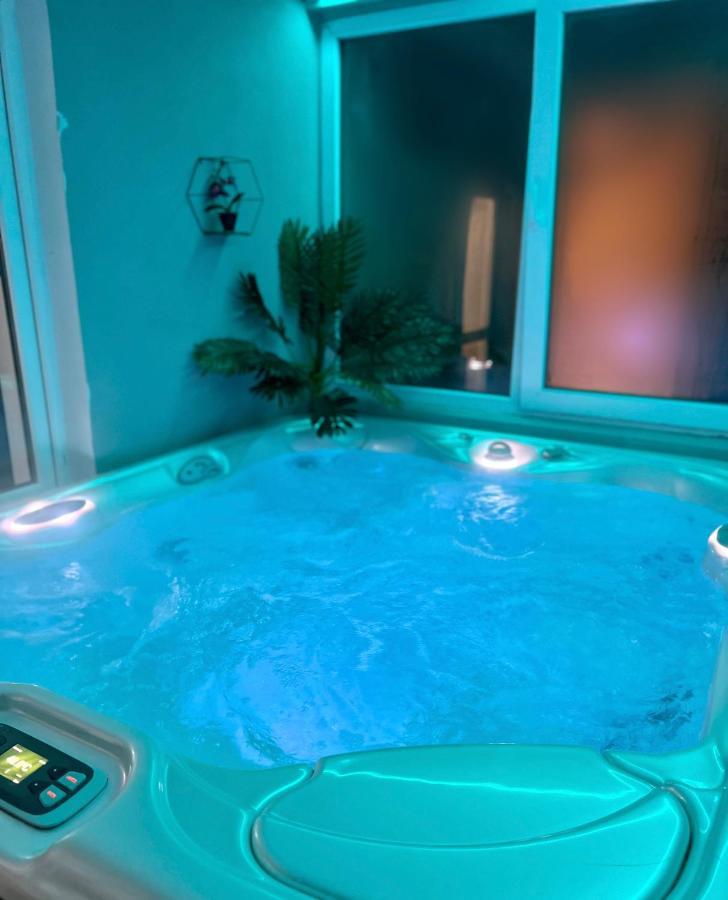 Luxor - Jacuzzi&Cozy Apartments 시비우 외부 사진