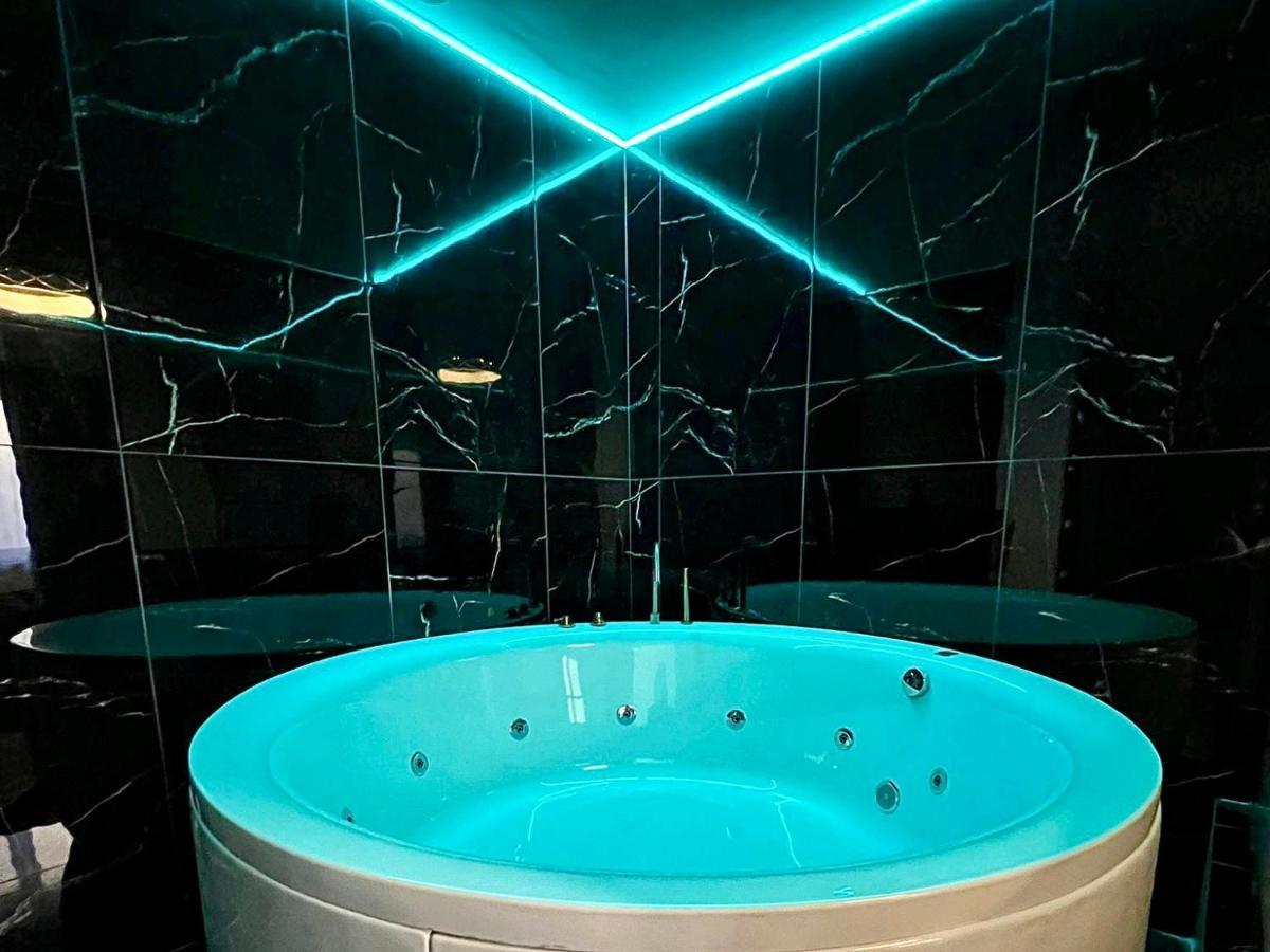 Luxor - Jacuzzi&Cozy Apartments 시비우 외부 사진