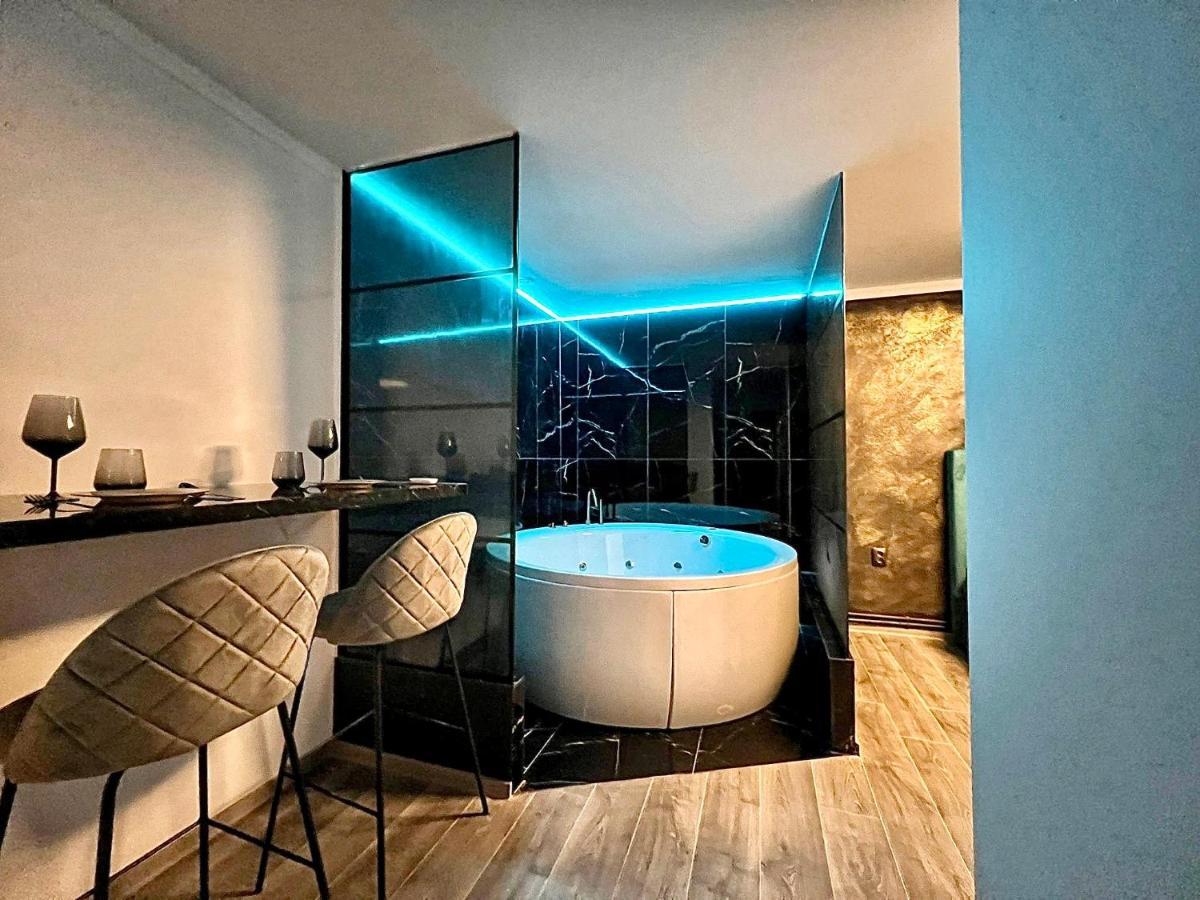 Luxor - Jacuzzi&Cozy Apartments 시비우 외부 사진