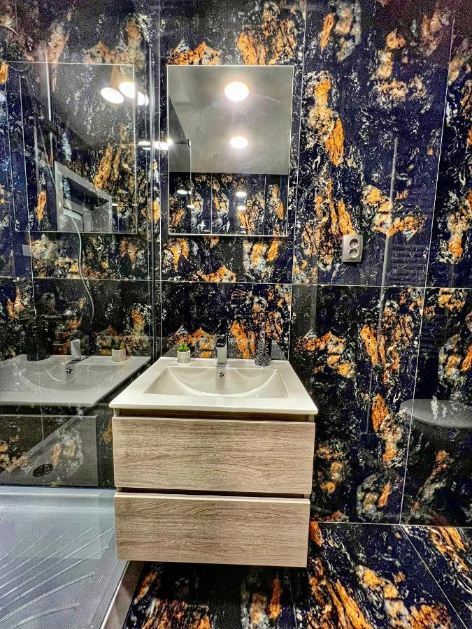 Luxor - Jacuzzi&Cozy Apartments 시비우 외부 사진