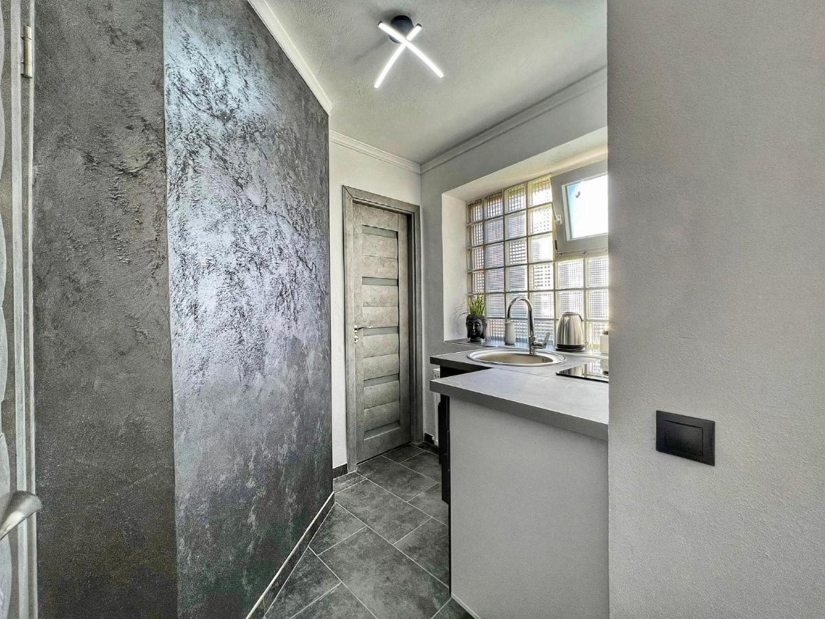 Luxor - Jacuzzi&Cozy Apartments 시비우 외부 사진