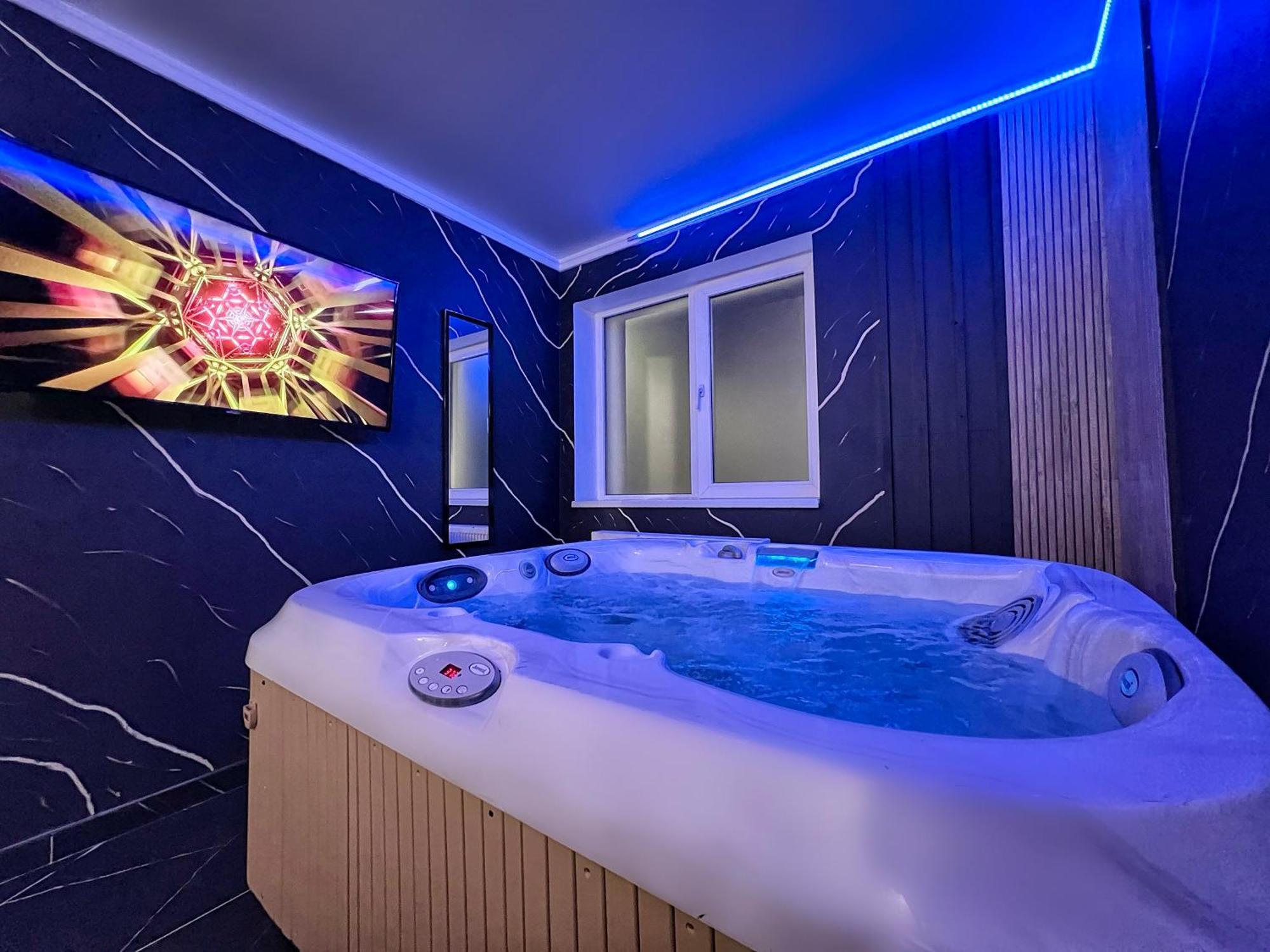 Luxor - Jacuzzi&Cozy Apartments 시비우 외부 사진
