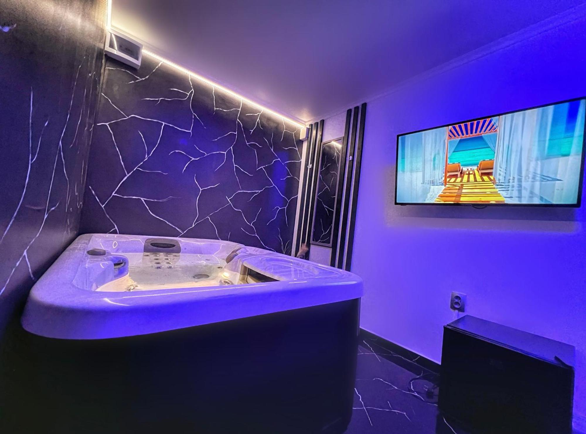 Luxor - Jacuzzi&Cozy Apartments 시비우 외부 사진
