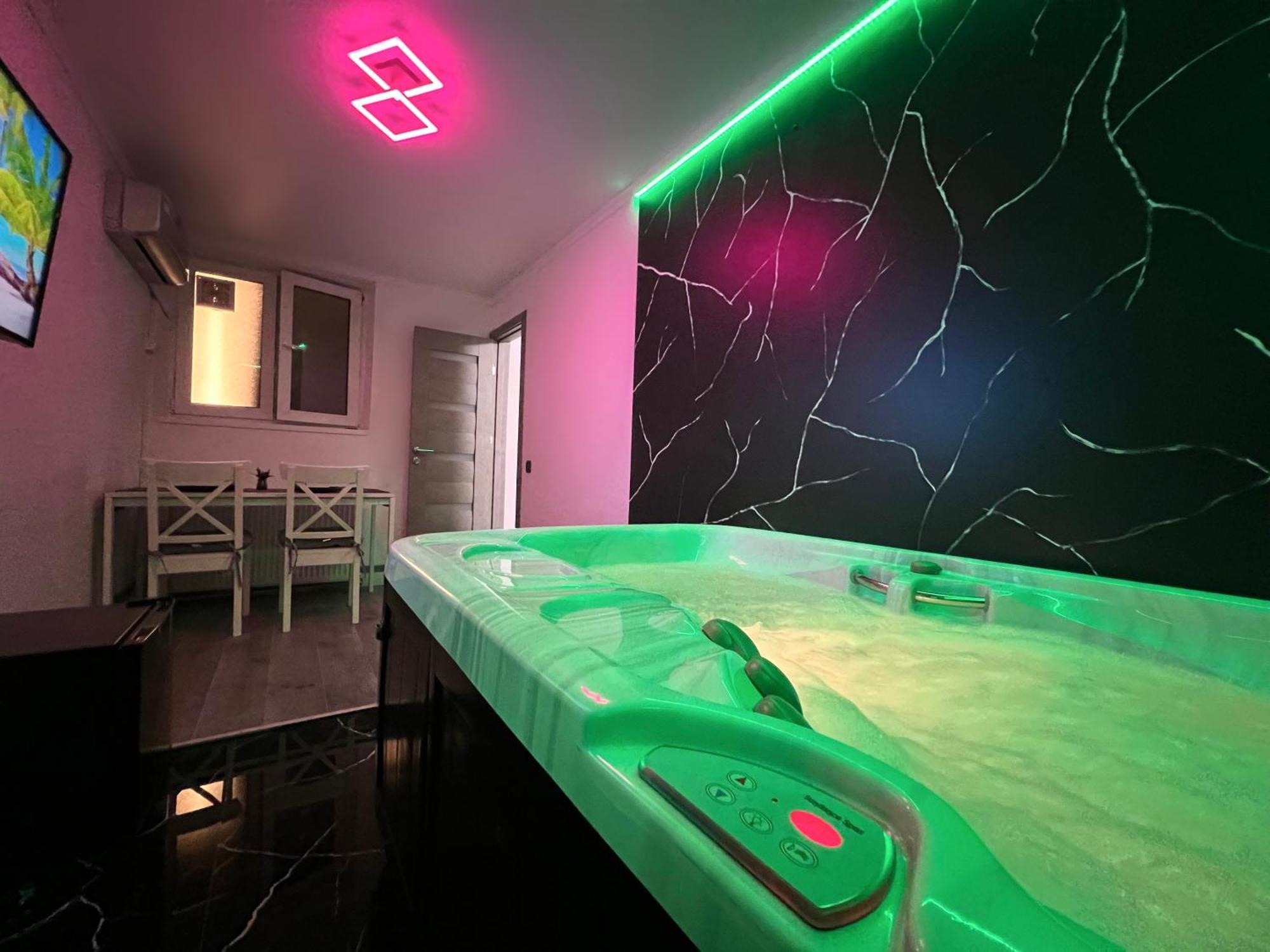 Luxor - Jacuzzi&Cozy Apartments 시비우 외부 사진