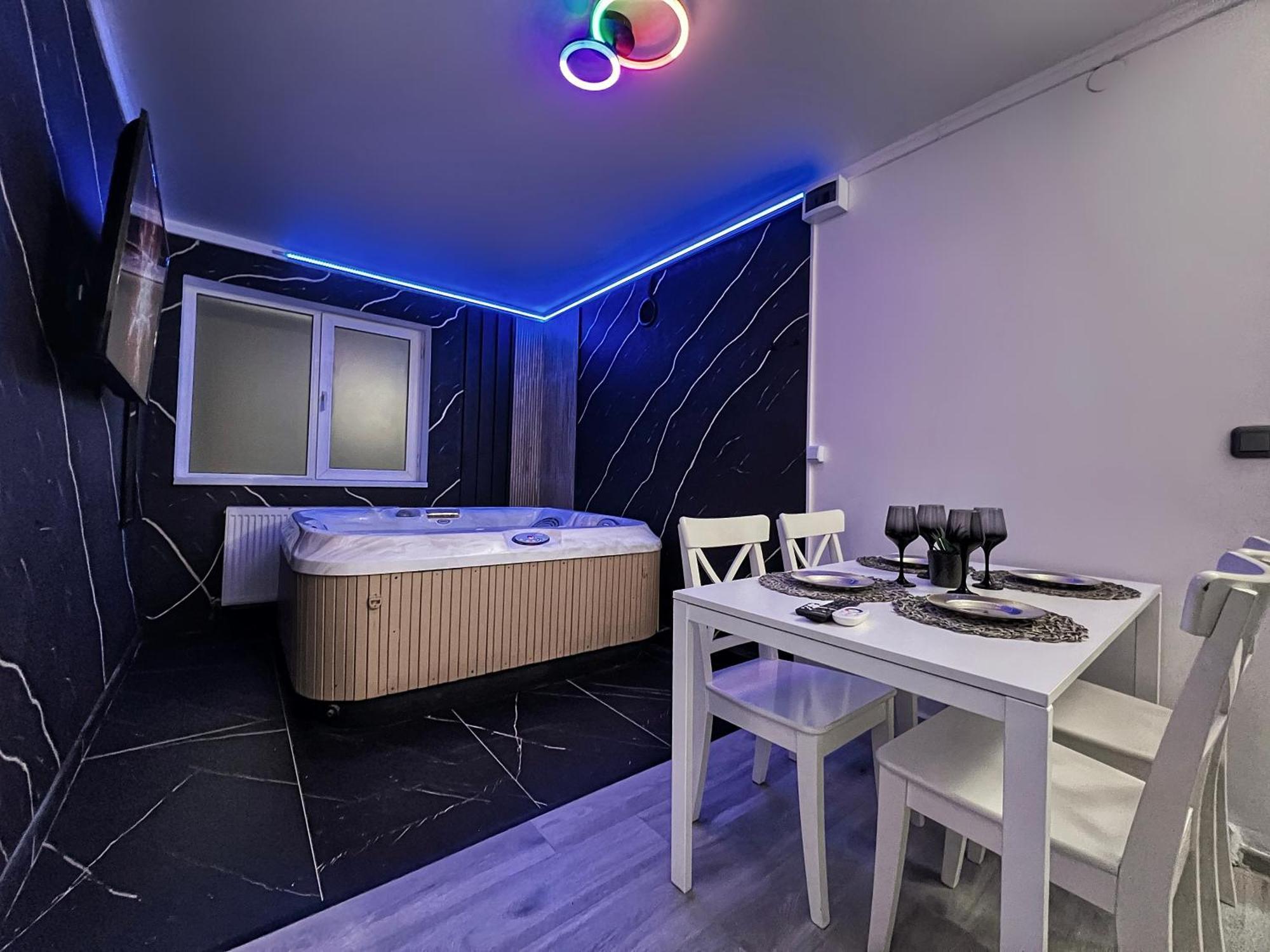 Luxor - Jacuzzi&Cozy Apartments 시비우 외부 사진