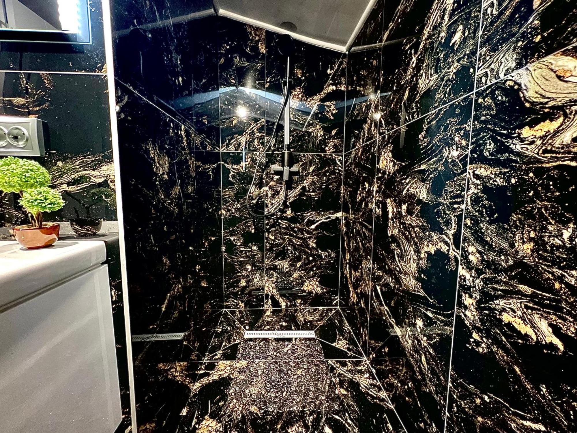 Luxor - Jacuzzi&Cozy Apartments 시비우 외부 사진